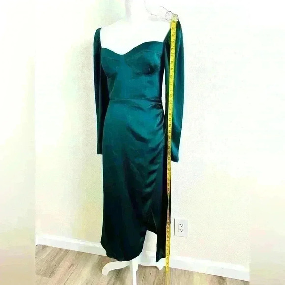 Aritzia Wilfred Emerald Green Satin Long Sleeve Midi Dress Size 8 - Picture 8 of 13